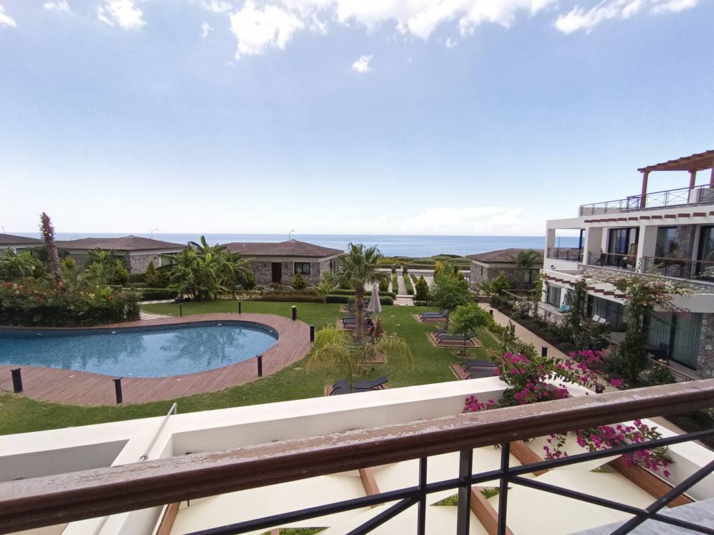 View of Penthouse Design: Architecture on Top of the World - ArchDaily